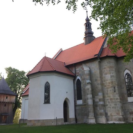 Dom Pod Orzechem Villa Łapczyce Exteriör bild
