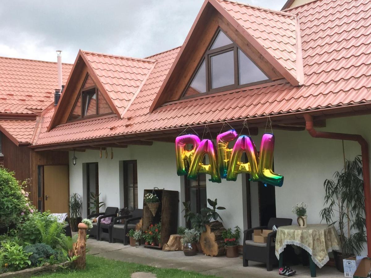 Dom Pod Orzechem Villa Łapczyce Exteriör bild