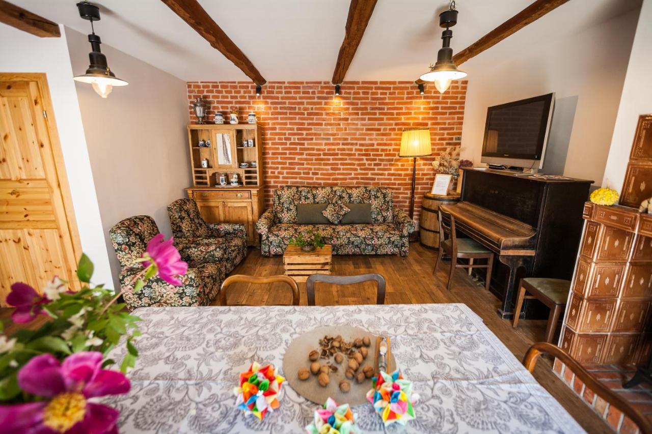 Dom Pod Orzechem Villa Łapczyce Exteriör bild